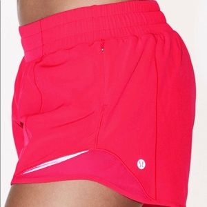 Lululemon Hotty Hot Short II *Long 4"